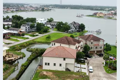 4029 Boardwalk Boulevard, Seabrook, TX 77586 - Photo 4