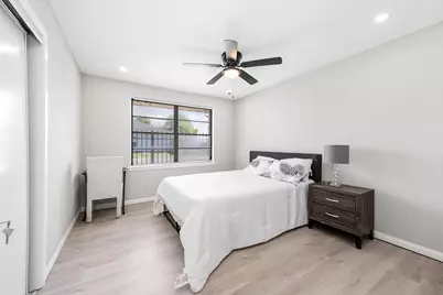 4356 #A Phlox Street, Houston, TX 77051 - Photo 18