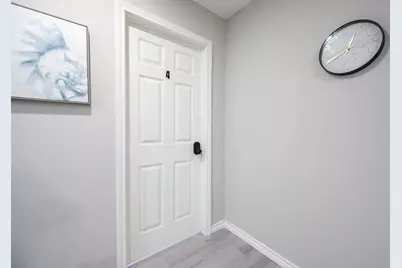 4356 #A Phlox Street, Houston, TX 77051 - Photo 8