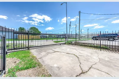 4356 #A Phlox Street, Houston, TX 77051 - Photo 46