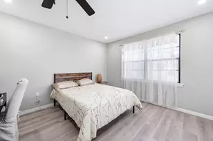 4356 Phlox St, Houston, TX 77051 - Photo 6