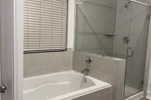 4026 San Andres Ln, Houston, TX 77045 - Photo 44