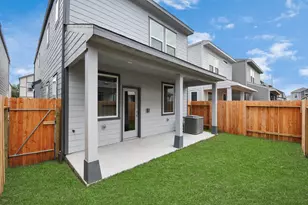 8408 Rising Stream Dr, Houston, TX 77063 - Photo 6