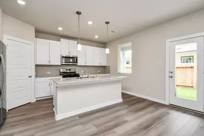 8408 Rising Stream Drive, Houston, TX 77063 - Photo 16