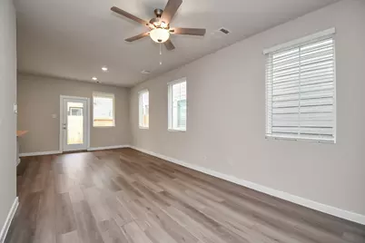 8408 Rising Stream Drive, Houston, TX 77063 - Photo 10