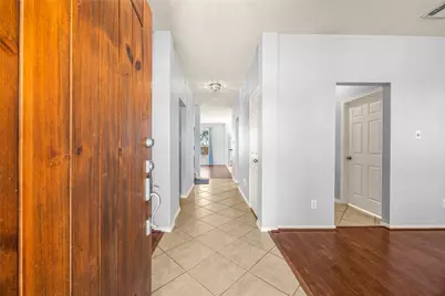 9526 Wakefield Village Drive, Houston, TX 77095 - Photo 6