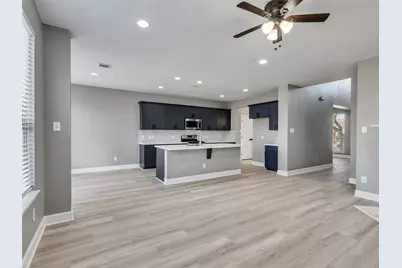 12335 Iris Hollow Way, Houston, TX 77089 - Photo 6