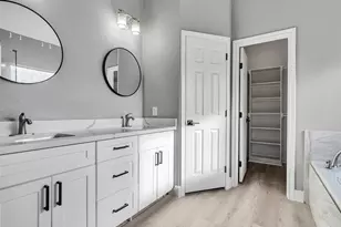 12335 Iris Hollow Way, Houston, TX 77089 - Photo 12