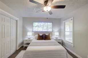 216 Camellia St, Lake Jackson, TX 77566 - Photo 18