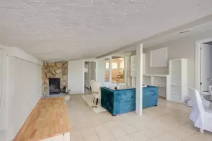 216 Camellia St, Lake Jackson, TX 77566 - Photo 12
