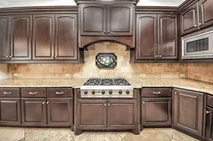 5701 Sugar Hill Dr, Houston, TX 77057 - Photo 14