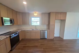 803 Coleman St, Dayton, TX 77535 - Photo 6