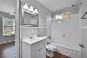 1511 Broadmoor Dr, Bryan, TX 77802 - Photo 8
