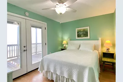 17824 Vera Cruz, Galveston, TX 77554 - Photo 32