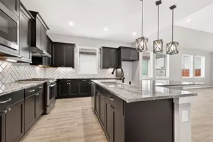 1923 Hickory Grv Ln, Tomball, TX 77375 - Photo 1