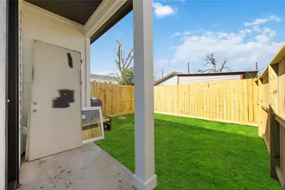 7961 Henson Street #A/B, Houston, TX 77028 - Photo 30