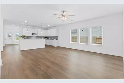 9010 Gull Canyon Drive, Baytown, TX 77521 - Photo 10