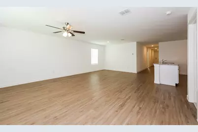 4901 Draper Ridge Drive, Fort Worth, TX 76179 - Photo 4
