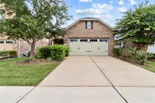 1611 Summer City Dr, Houston, TX 77047 - Photo 1