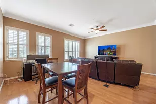 2400 McCue Rd, Houston, TX 77056 - Photo 14