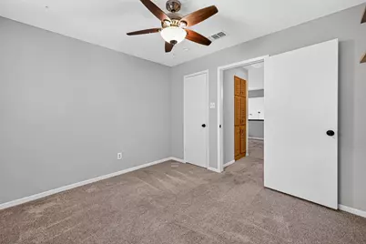 11 N Mossrock Road, The Woodlands, TX 77380 - Photo 34