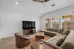 8207 Sugar Cane Ln, Rosharon, TX 77583 - Photo 12