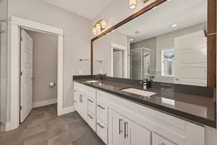 2010 St Charles St, Houston, TX 77003 - Photo 32