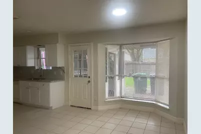2127 Woodland Springs Street, Houston, TX 77077 - Photo 6