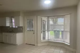 2127 Woodland Springs St, Houston, TX 77077 - Photo 6
