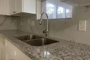 2127 Woodland Springs St, Houston, TX 77077 - Photo 8