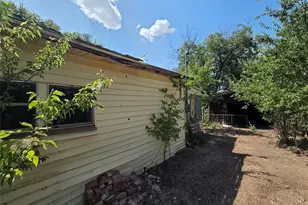 502 E Franklin Ave, Electra, TX 76360 - Photo 8