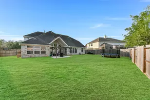 2413 Mountain Falls Ct, Friendswood, TX 77546 - Photo 34