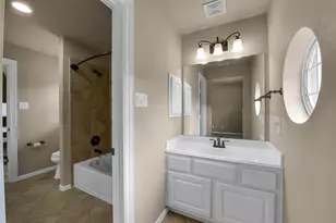 2413 Mountain Falls Ct, Friendswood, TX 77546 - Photo 30