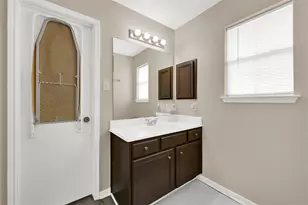 10812 Hartsook St, Houston, TX 77034 - Photo 12