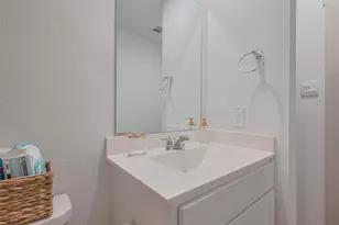 1004 Great Barracuda Ln, Alvin, TX 77511 - Photo 24