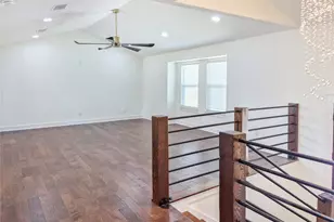 253 County Rd 840, Angleton, TX 77515 - Photo 4