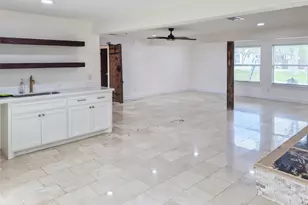253 County Rd 840, Angleton, TX 77515 - Photo 14