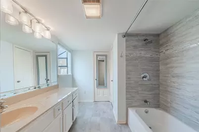 5328 Brownway #B15, Houston, TX 77056 - Photo 18