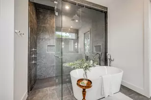 1824 Marshall St, Houston, TX 77098 - Photo 36