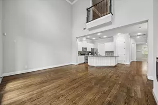 1704 Oak Leaf Pass Dr, Houston, TX 77055 - Photo 20
