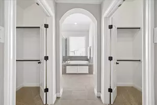 1704 Oak Leaf Pass Dr, Houston, TX 77055 - Photo 26