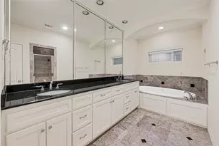 1402 Thompson St, Houston, TX 77007 - Photo 24