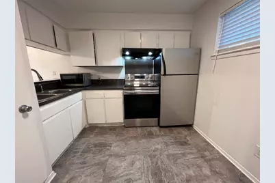 1851 W Main Street #6, Houston, TX 77098 - Photo 4