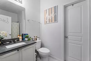 9910 Orchid Spring Ln, Houston, TX 77044 - Photo 14