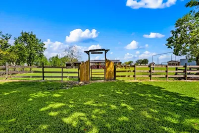 9444 Fm 686, Dayton, TX 77535 - Photo 8