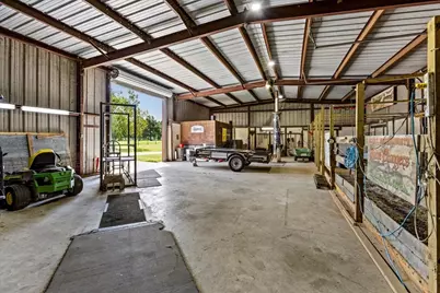 9444 Fm 686, Dayton, TX 77535 - Photo 14