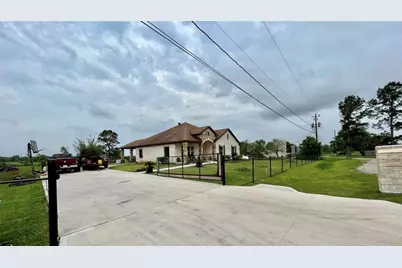 8515 E Sherri Circle, Manvel, TX 77578 - Photo 4