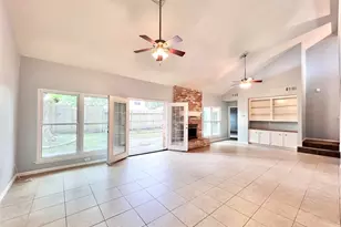 11407 Briar Rose Dr, Houston, TX 77077 - Photo 2