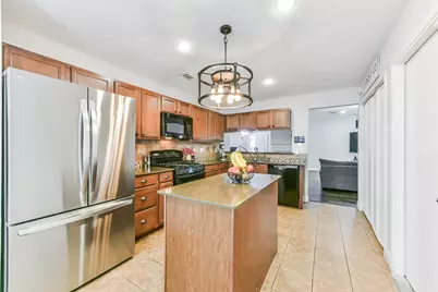 4010 Spring Branch Drive W, Pearland, TX 77584 - Photo 12