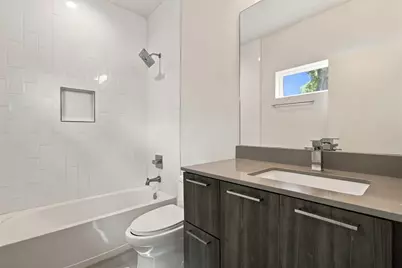 2126 Dennis Street, Houston, TX 77004 - Photo 8
